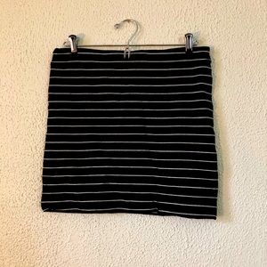 H&M Basic Body Con Black & White Mini Skirt
